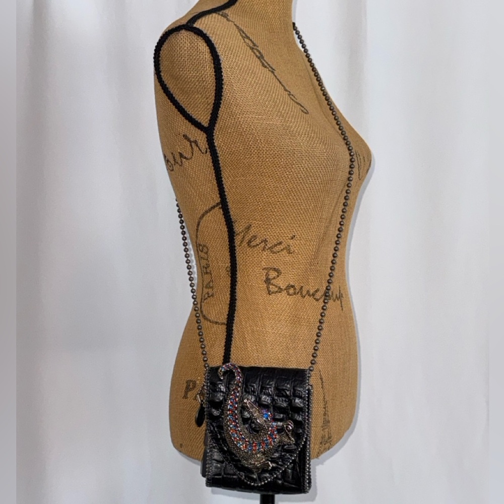 Leatherock RARE vintage embellished Alligator fold over crossbody tags/dustbag